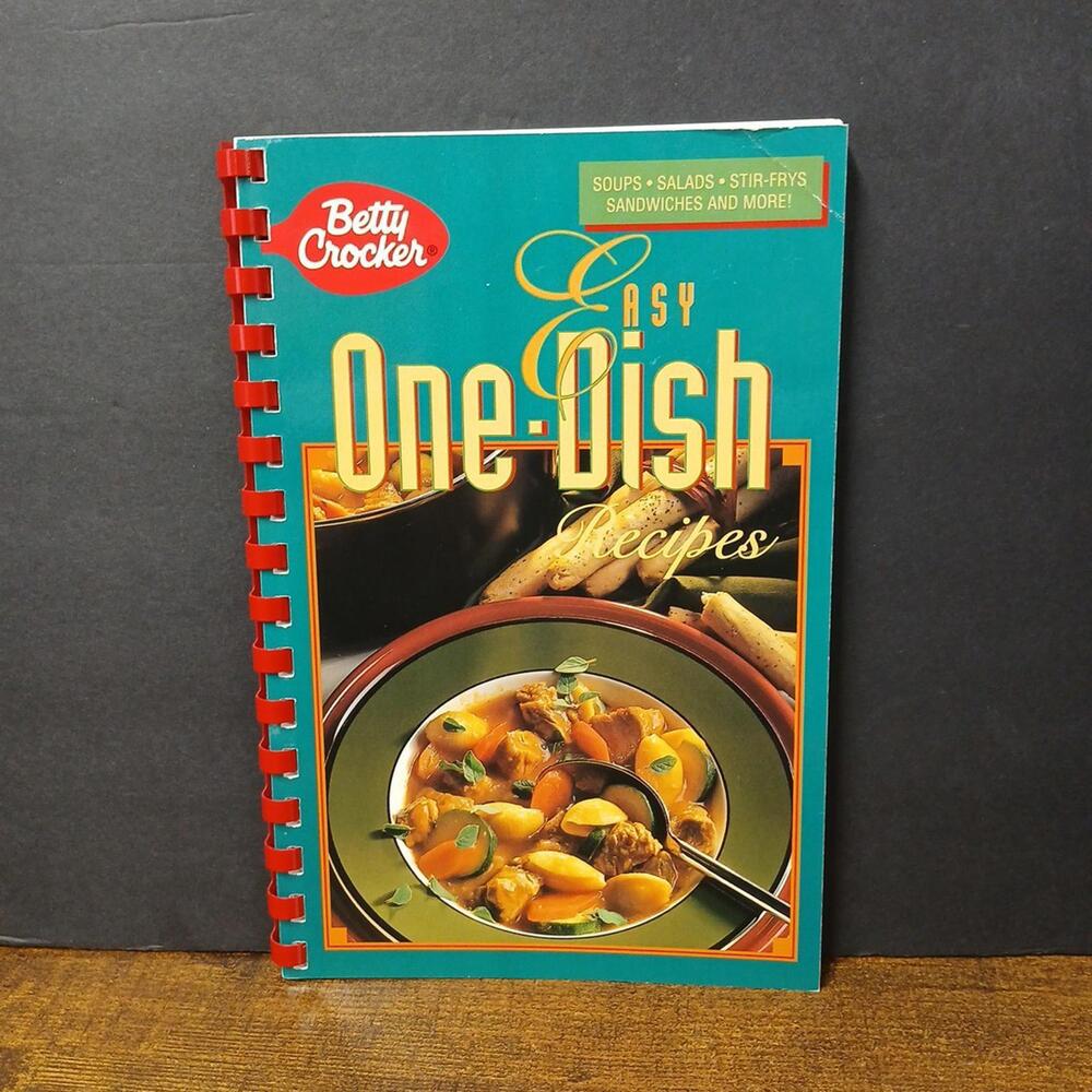 1997 GENERAL MILLS INC BETTY CROCKER EASY ONE-DISH RECIPES COOKBOOK